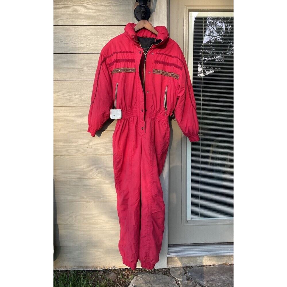 Vintage Women's‎ One piece SKIING PASSPORT Snowsuit Size 12